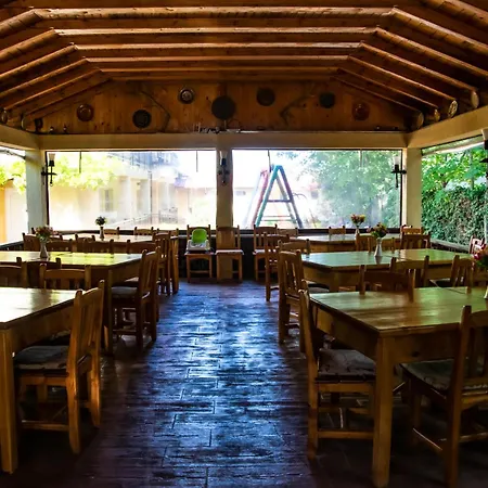 Pensiunea Mioara 4* 2 Mai